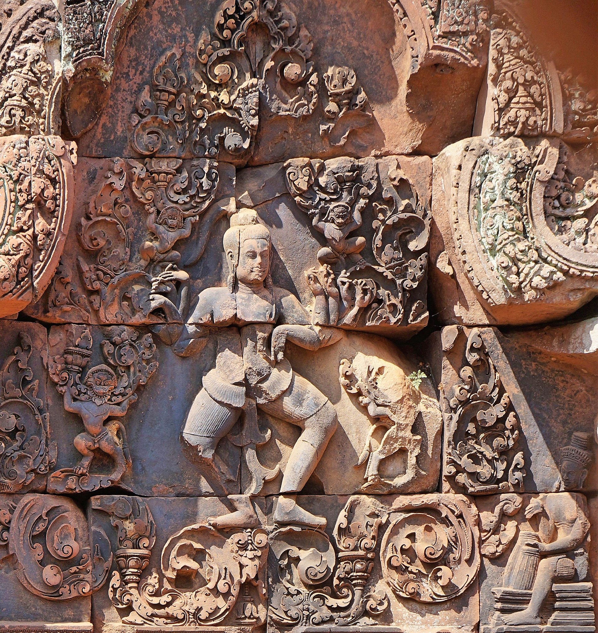 The intricate carvings of Banteay Srei showcase the artistry of the Khmer builders.