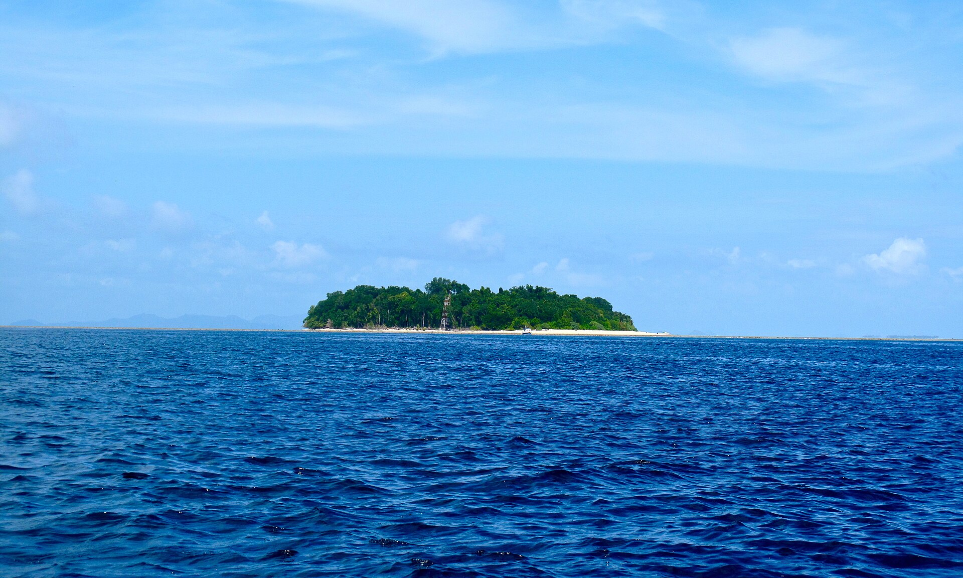 Diving into the Depths of Sipadan: A Marine Wonderland